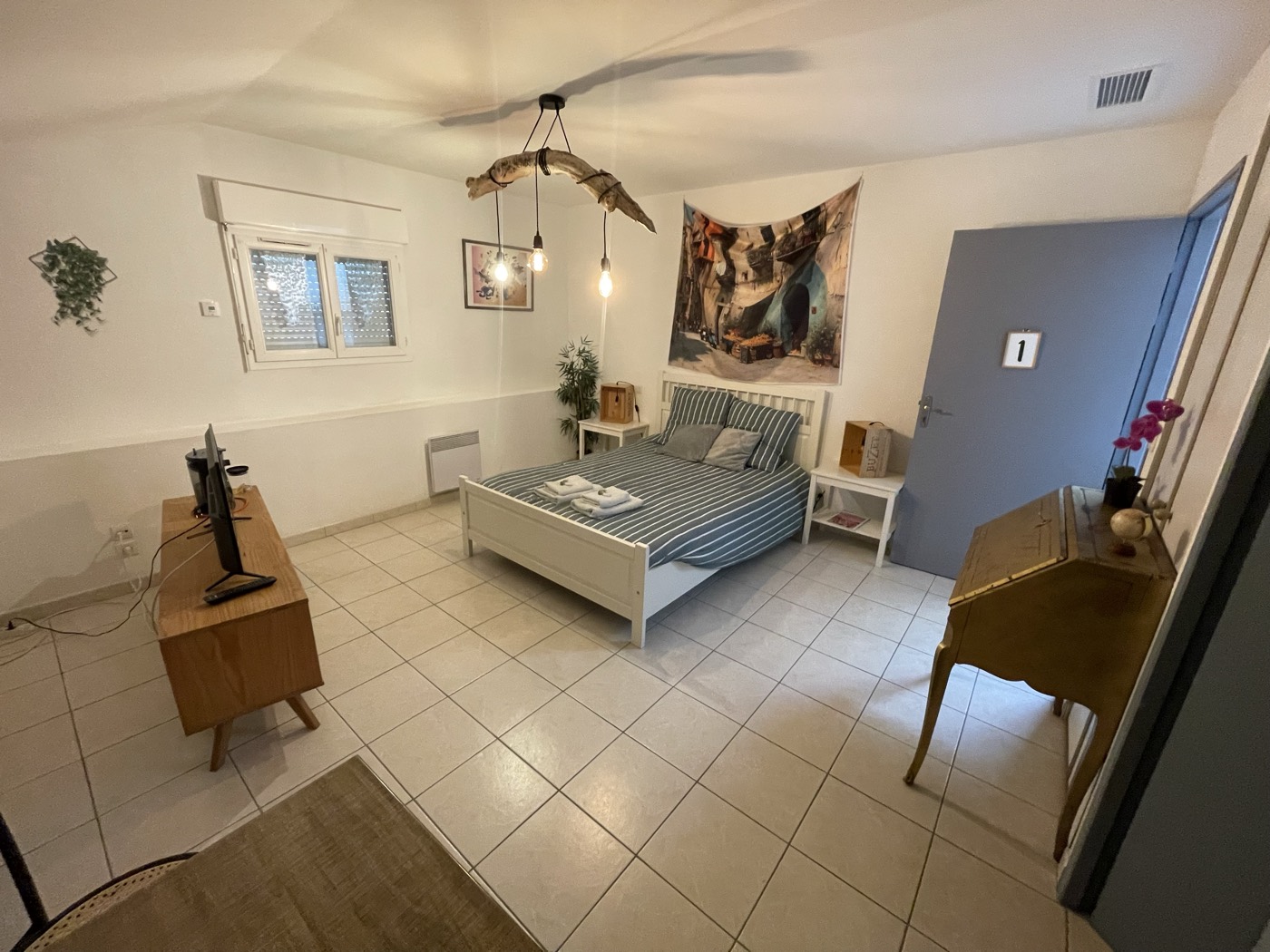 La chambre 4 de l'auberge Chez Tonton
