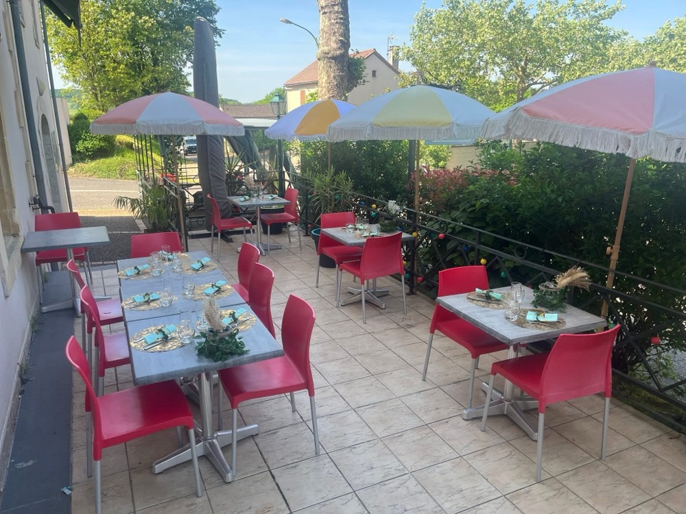 La terrasse de l'auberge